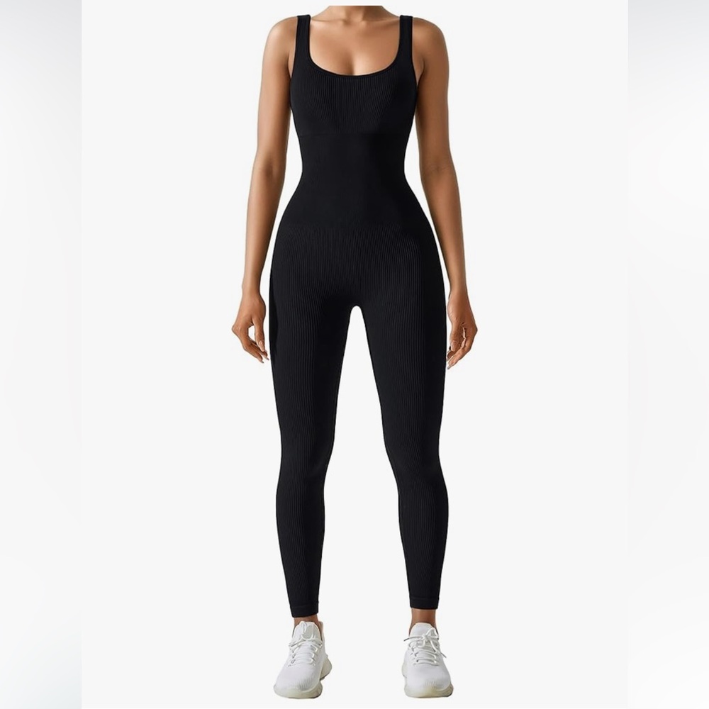 Ribbed Black Sleeveless Jumpsuit